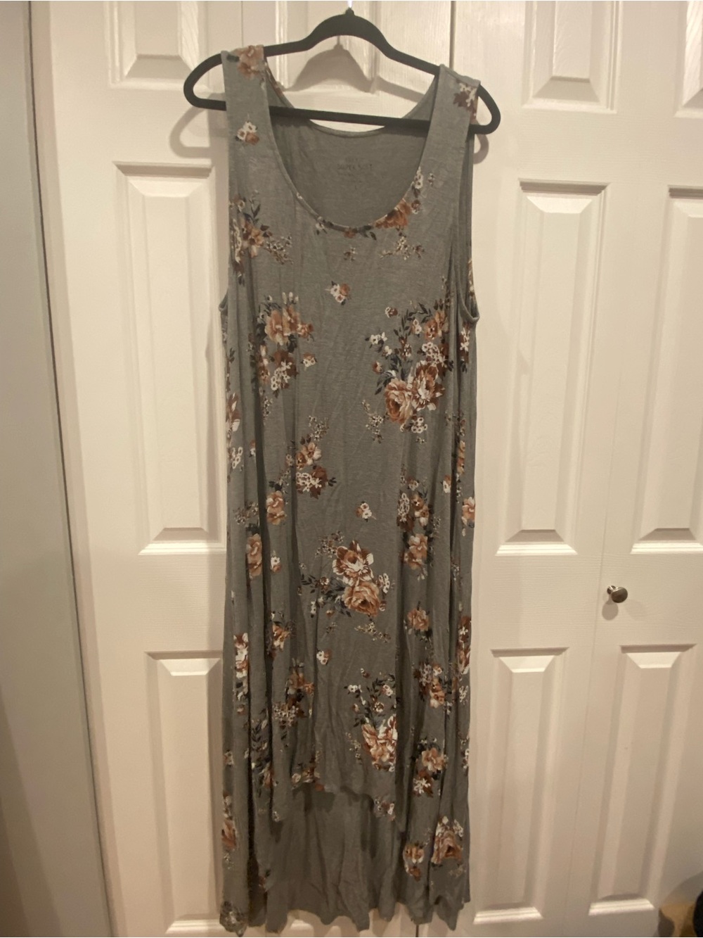 High low front Sleeveless Floral Maxi Dress - Gray with Brown Floral